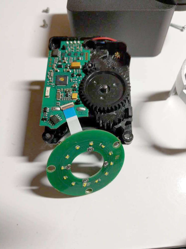 The main body of the lock with the main PCB and the knob PCB connected to it